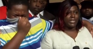 Alton Sterling's Breaks Down Crying During Family Press Conference
