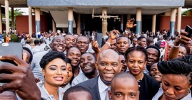 Tony Elumelu with other Black entrepreneurs