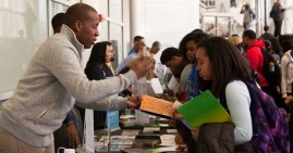 Low income college students in college