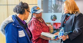 Gwen Thomas teaching parents at her scholarship bootcamps