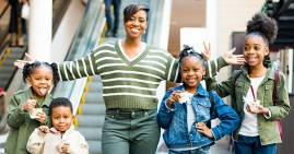 Shaunese Alexander, founder of She's Making Moves Blog