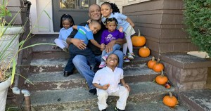 Lamont Thomas, single dad who adopted 5 siblings