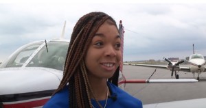 Sydney Marie Flowers, 16-year old pilot