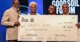 Founders of Gabby Bows being presented $200 grand prize by TD Jakes