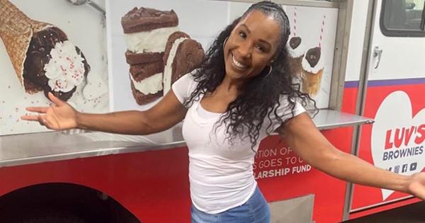 Andrea Lacy, Founder of Luvs Brownies celebrating 30 years in business at the Superbowl