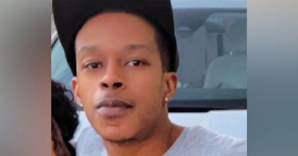 Man Dies Saving a Passenger After His Car Got Stuck on Train Tracks