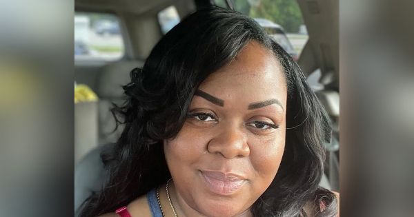 Black Mom of 3, Manager at Dollar General Store Shot Dead While Helping Customer Buy Hamburger Buns