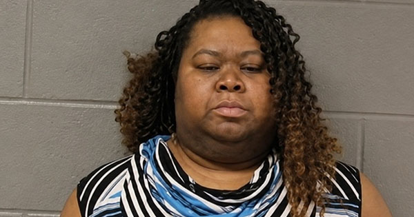 Mom Accused of Locking Herself and Her 3 Kids in Running Car in a Garage