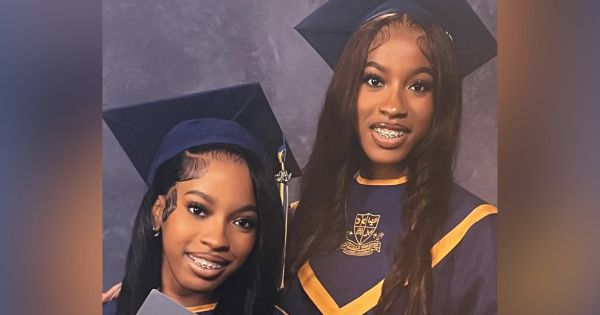 Twin Sisters From Georgia Graduate as Valedictorian and Salutatorian in Their Class
