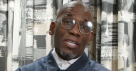 Pastor Jamal Bryant calls for boycott on Asian-owned stores