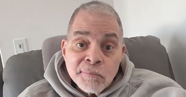 Comedian Sinbad Returns To Stand-Up Stage After 2020 Stroke