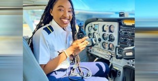 Miraccle Izuchukwu, youngest Black female pilot of a commercial airline