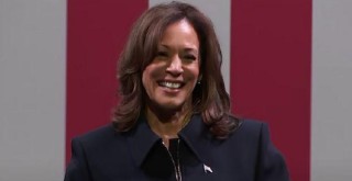 Kamala Harris considering to run for California governor in 2026