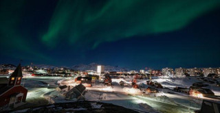 Greenland northern lights